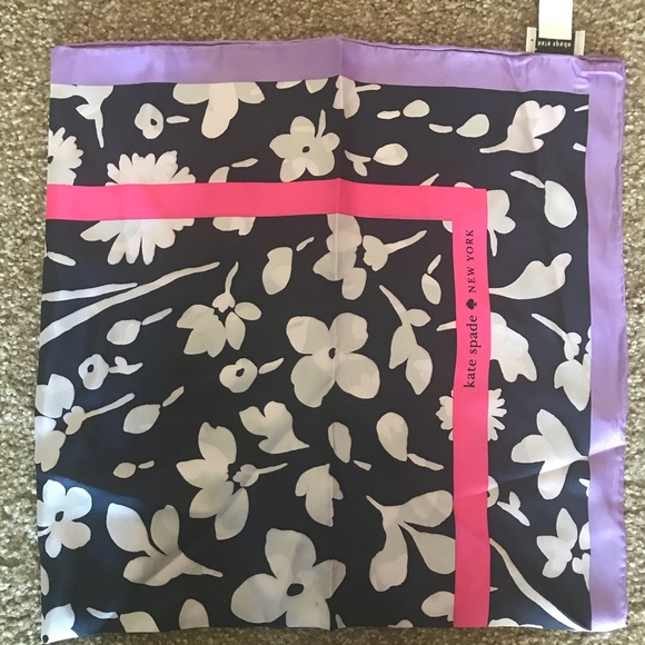 NWT Kate Spade ♠️ NEW YORK 100% Silk Scarf 🧣 - Picture 6 of 12